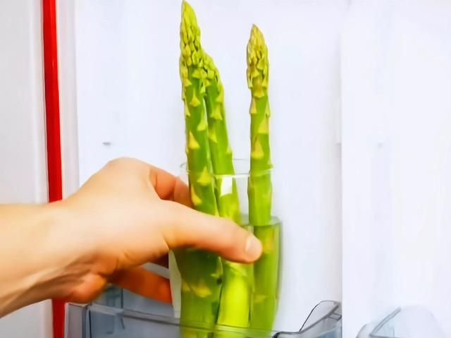 分享8个生活小妙招，衣服沾上锈迹，柠檬 食盐轻松解决